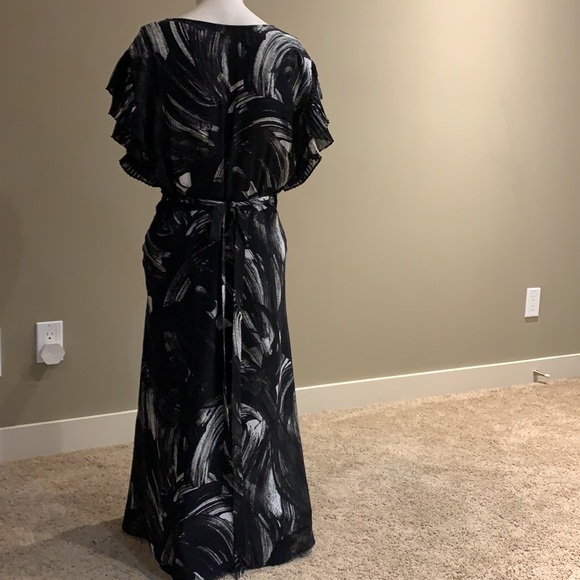 Halston dress size S - Picture 3 of 4